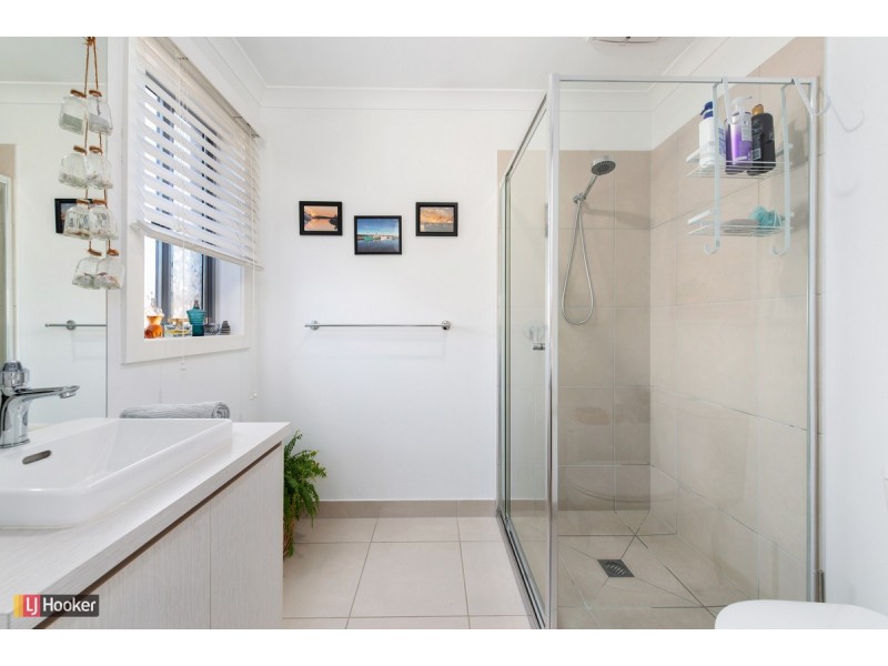 18 Golf Links Road, Lakes Entrance VIC 3909