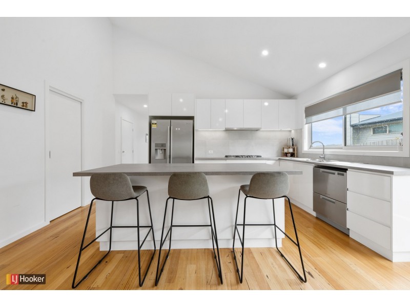 4 Warfe Drive, Lake Tyers Beach VIC 3909