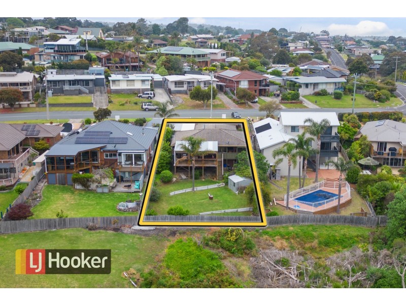 5 Nautilus Way, Lakes Entrance VIC 3909