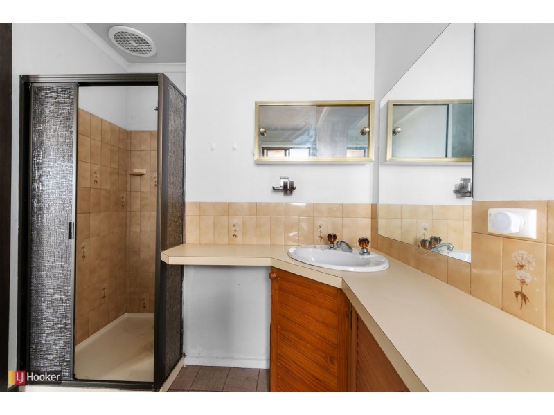 5 Nautilus Way, Lakes Entrance VIC 3909