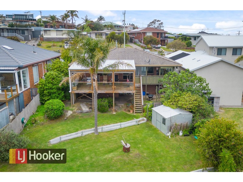 5 Nautilus Way, Lakes Entrance VIC 3909
