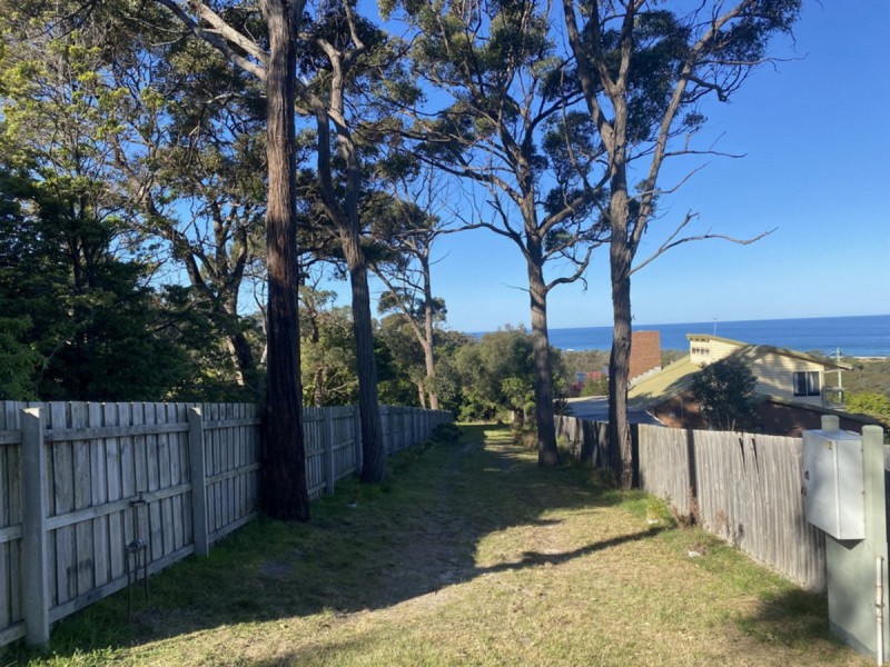 18 Sandbar Drive, Lakes Entrance VIC 3909