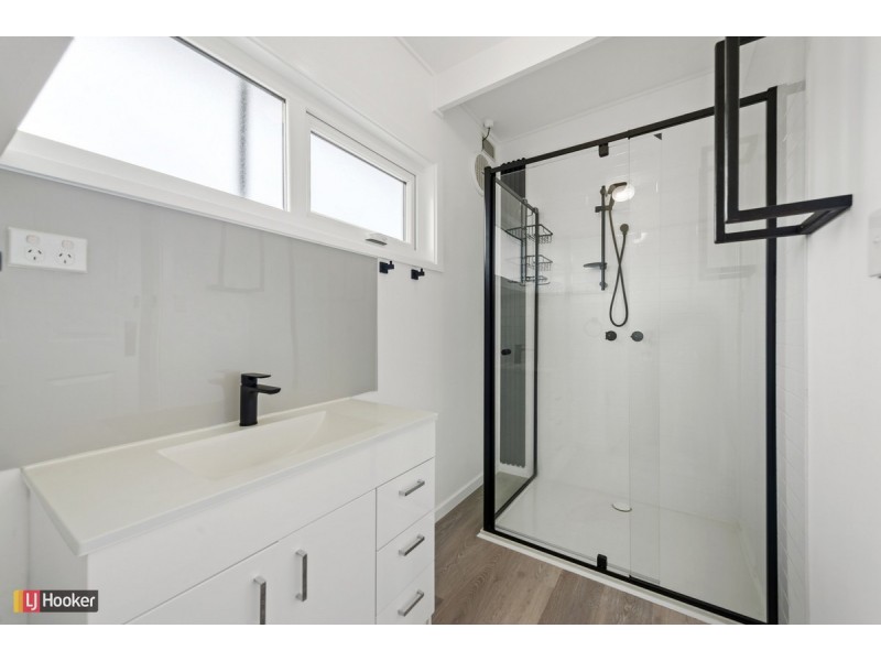 102 Myer Street, Lakes Entrance VIC 3909