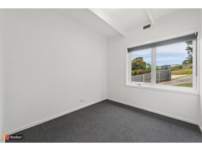 102 Myer Street, Lakes Entrance VIC 3909