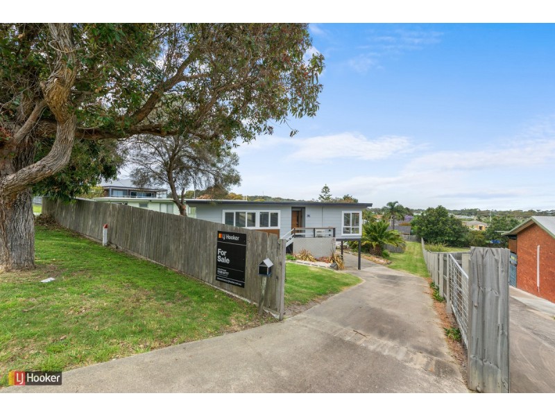 102 Myer Street, Lakes Entrance VIC 3909