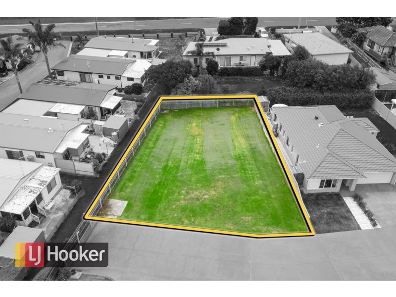 Lot 20/122 Golf Links Road, Lakes Entrance VIC 3909