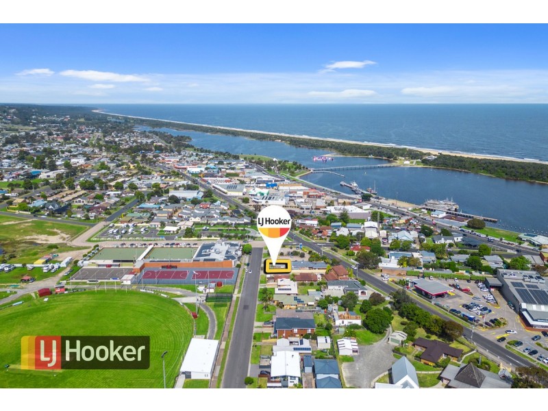 4/28 Rowe Street, Lakes Entrance VIC 3909