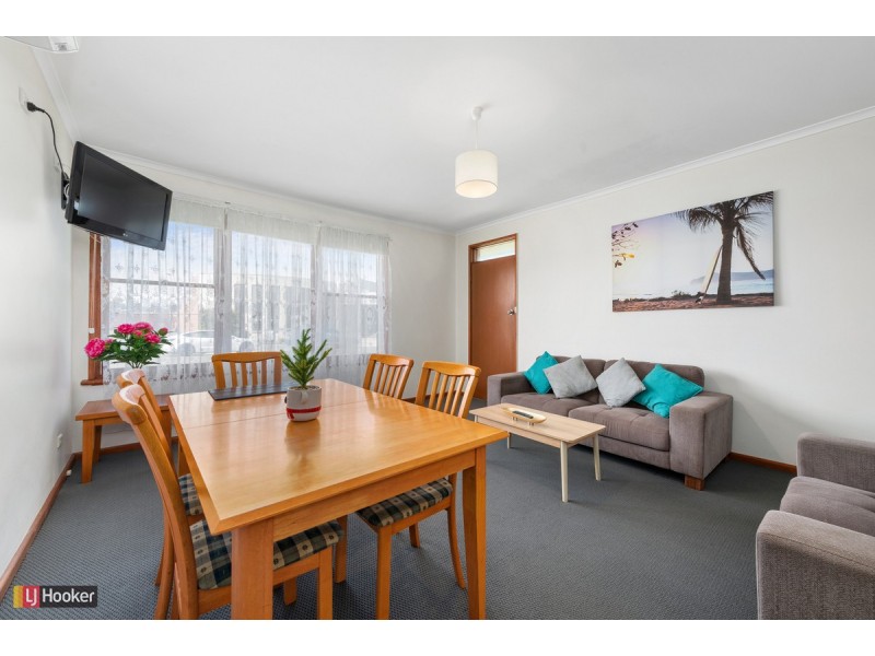 4/28 Rowe Street, Lakes Entrance VIC 3909