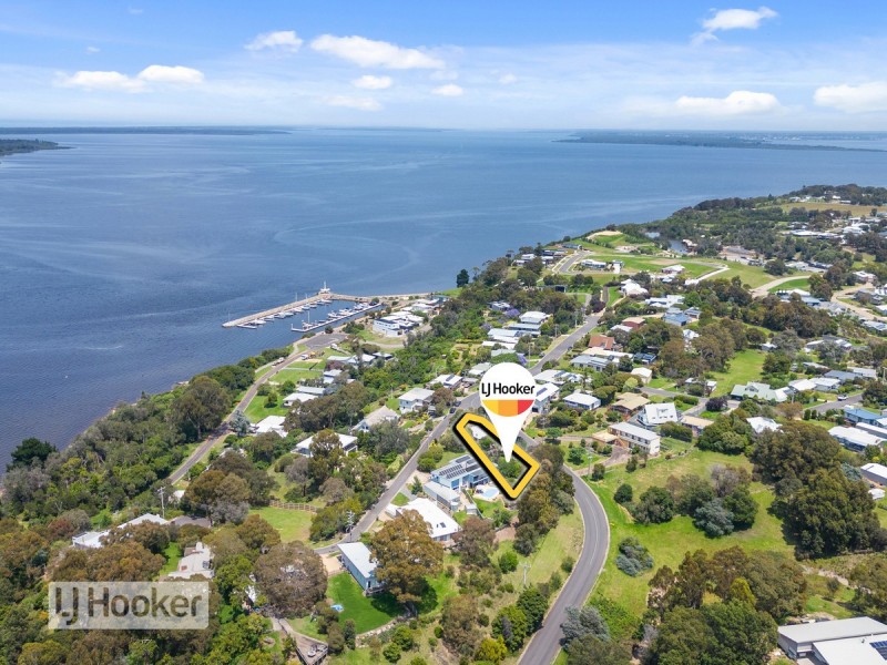 5 Lake Grove, Metung VIC 3904