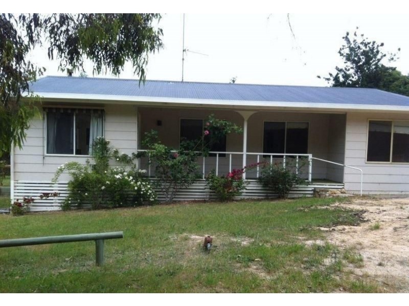 10 Christmas Street, Metung VIC 3904