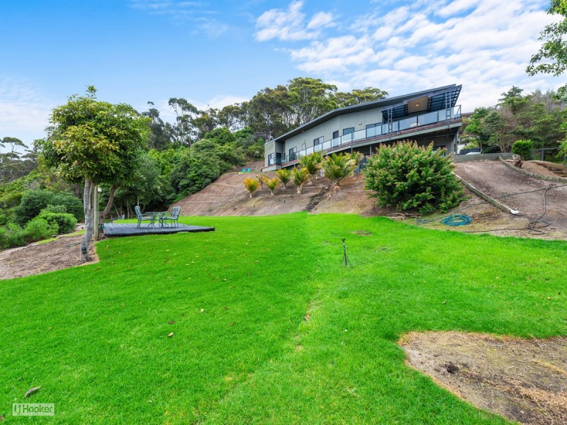 4 Cabarita Point, Kalimna VIC 3909