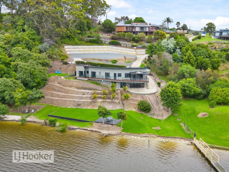 4 Cabarita Point, Kalimna VIC 3909