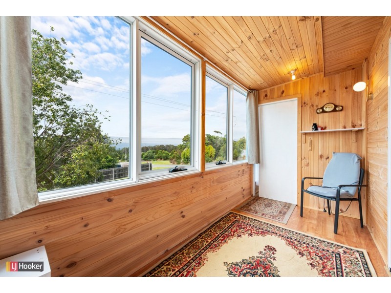 4 Albatross Road, Kalimna VIC 3909