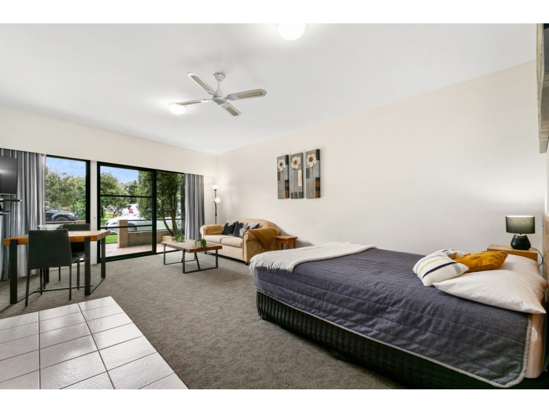 1/9-11 Kurnai Avenue, Metung VIC 3904