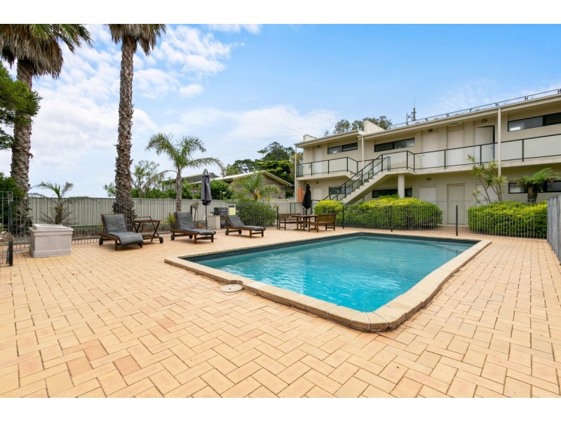 1/9-11 Kurnai Avenue, Metung VIC 3904