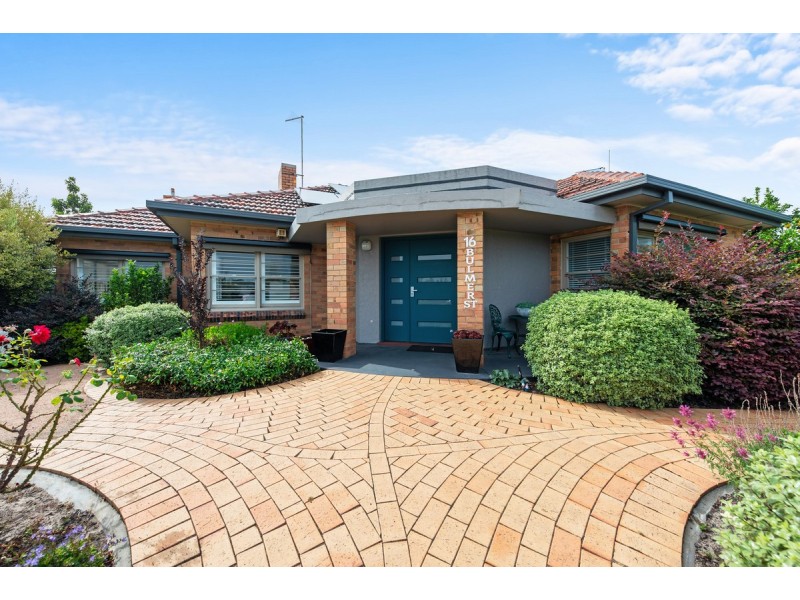 1/16 Bulmer Street, Lakes Entrance VIC 3909