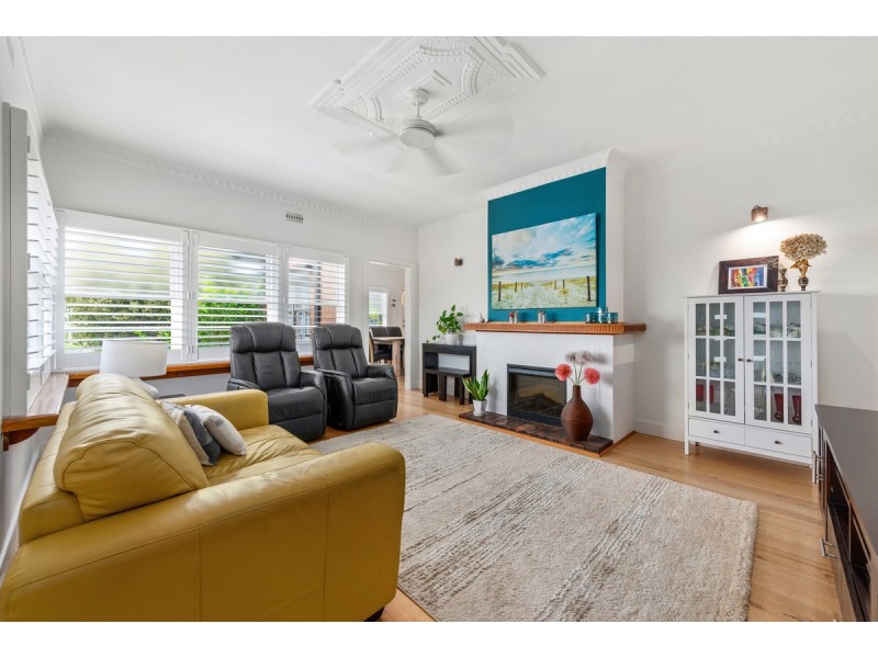 1/16 Bulmer Street, Lakes Entrance VIC 3909