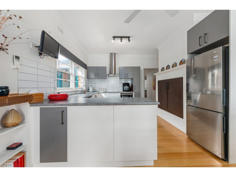 1/16 Bulmer Street, Lakes Entrance VIC 3909