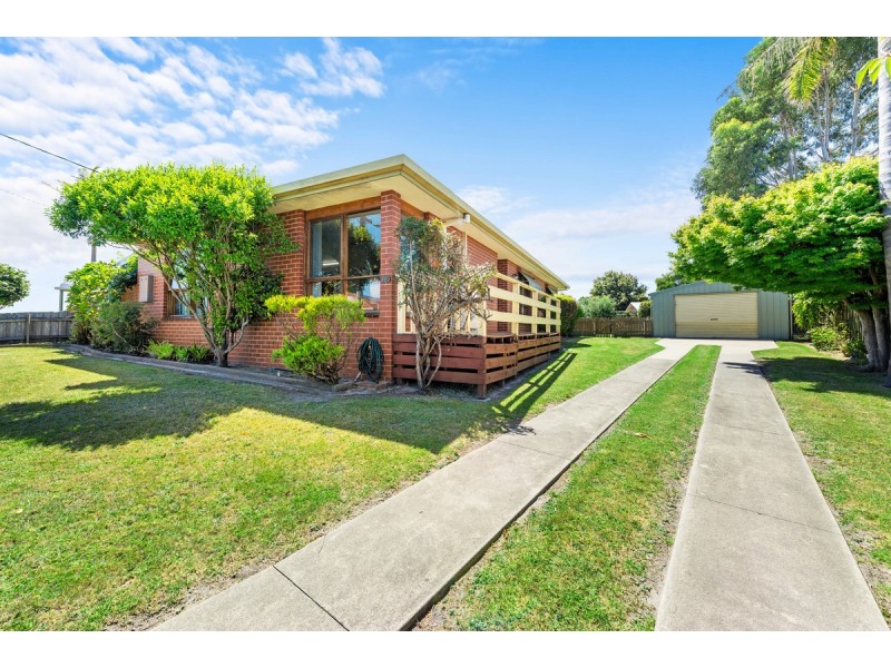 10 Hardie Street, Lakes Entrance VIC 3909