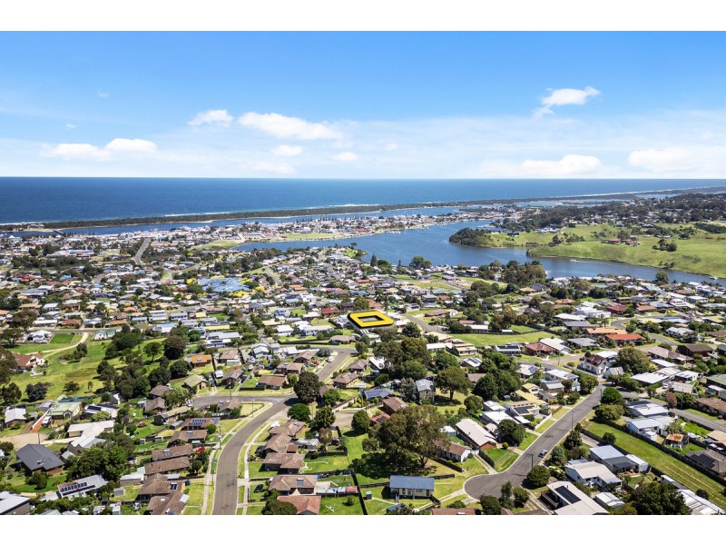 10 Hardie Street, Lakes Entrance VIC 3909