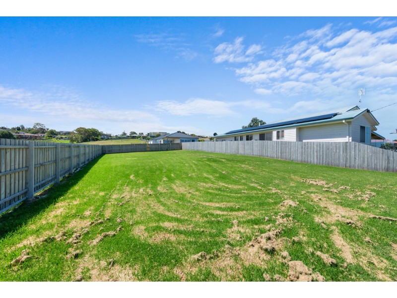 40 Bogong Street, Lakes Entrance VIC 3909