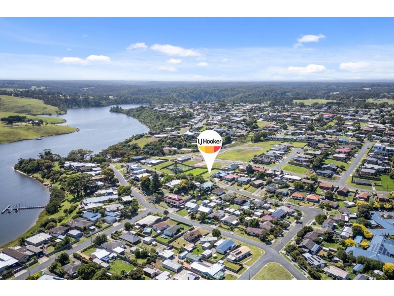 40 Bogong Street, Lakes Entrance VIC 3909