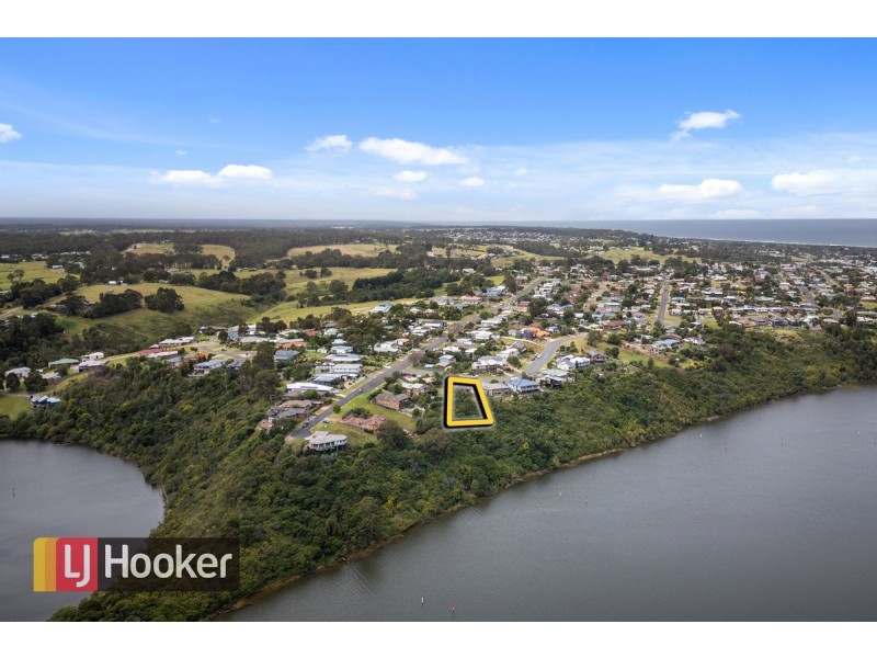 53 Nautilus Way, Lakes Entrance VIC 3909