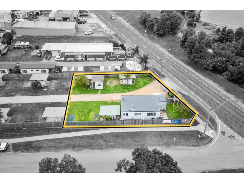 649 Esplanade, Lakes Entrance VIC 3909