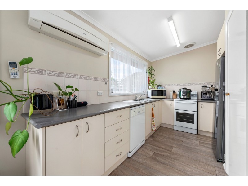 649 Esplanade, Lakes Entrance VIC 3909