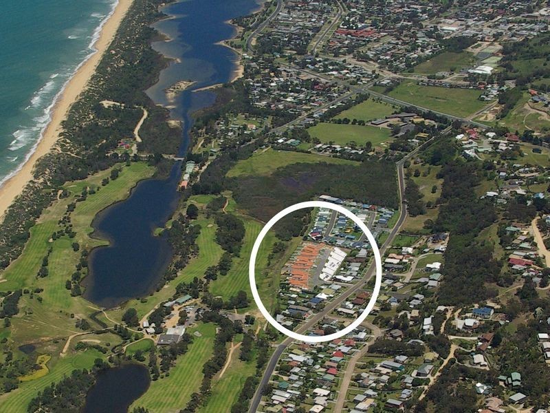 2/122 Golf Links Road, Lakes Entrance VIC 3909