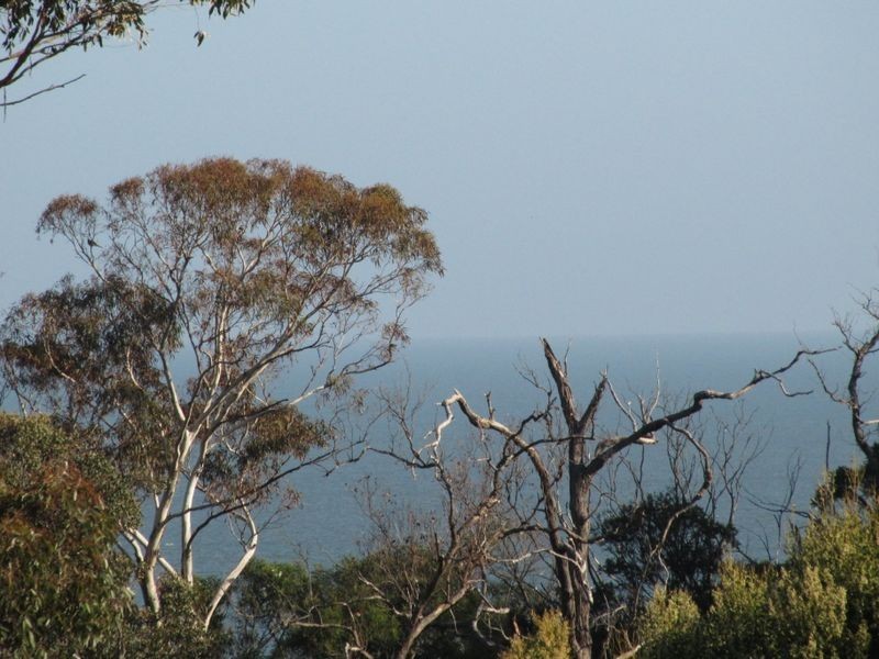 64 Gold Ring Road, Lakes Entrance VIC 3909