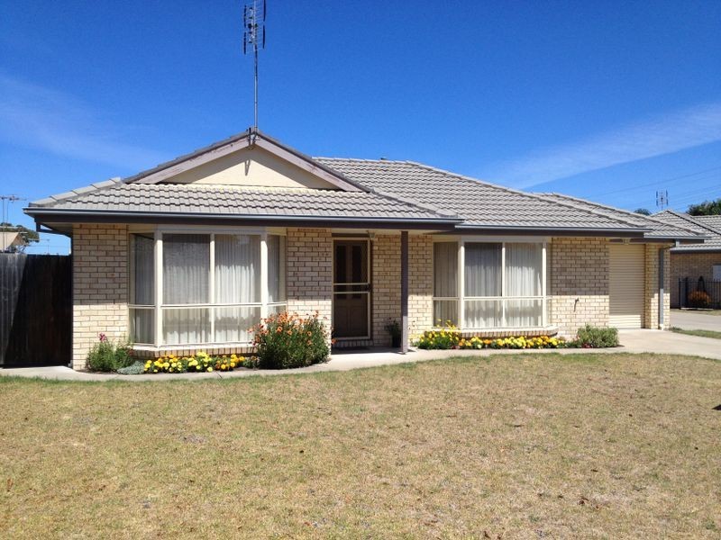 2/16-20 Roadknight Street, Lakes Entrance VIC 3909