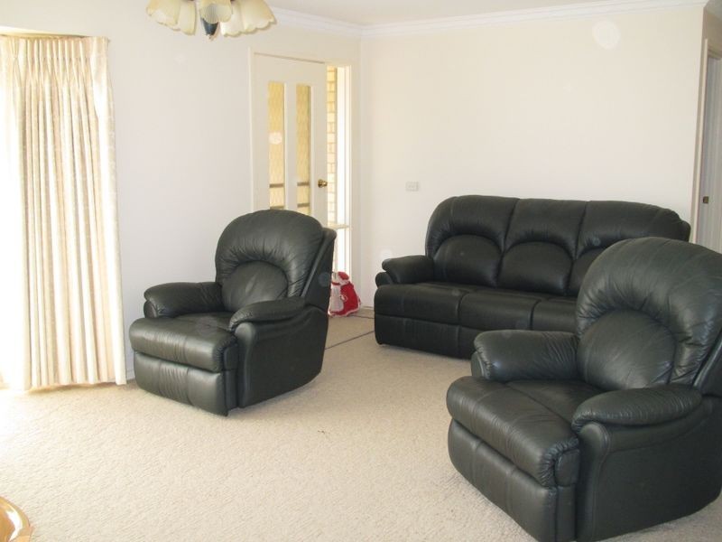 2/16-20 Roadknight Street, Lakes Entrance VIC 3909