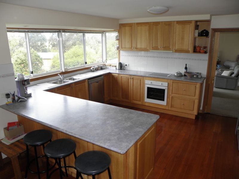 4 Reggardo Rise, Lakes Entrance VIC 3909