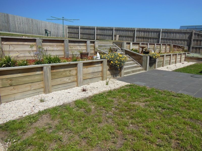 21 Norman Court, Lakes Entrance VIC 3909