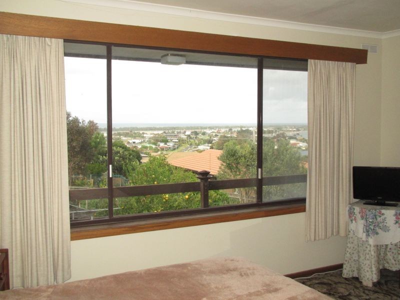 9 O’Neills Road, Lakes Entrance VIC 3909