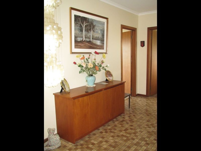 9 O’Neills Road, Lakes Entrance VIC 3909