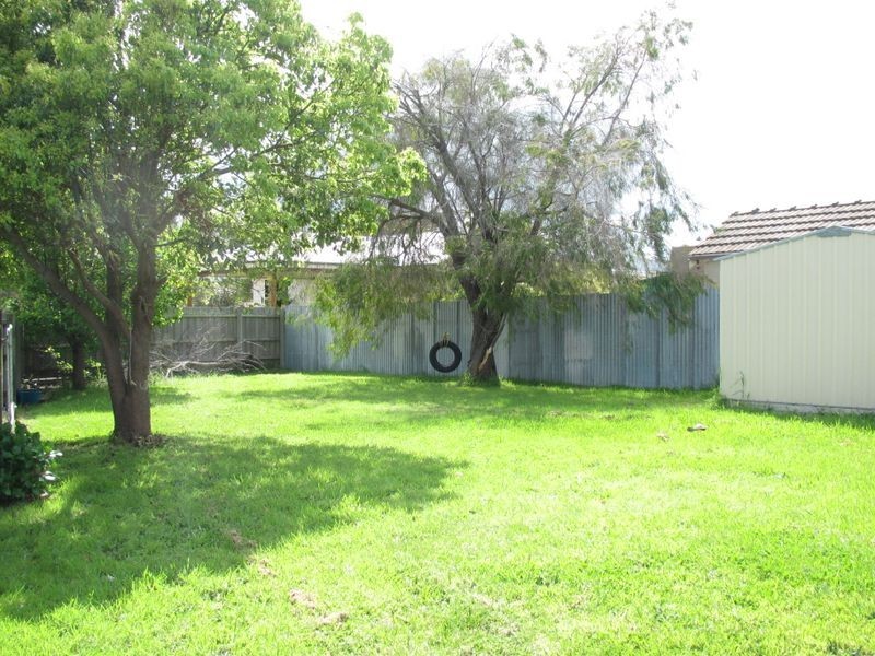 9 Devitt Street, Lakes Entrance VIC 3909