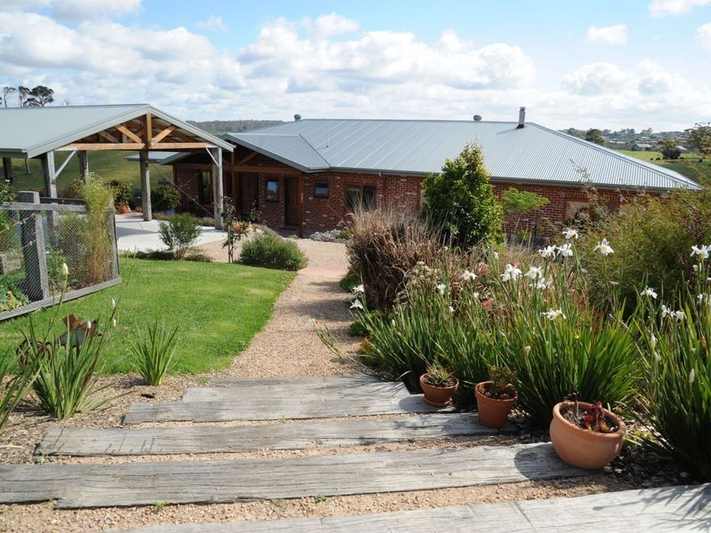 157 Albatross Road, Lakes Entrance VIC 3909