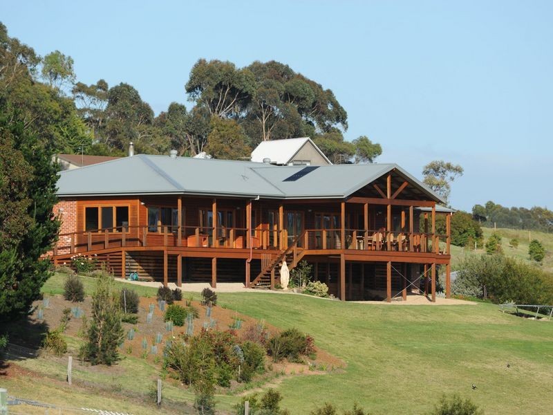 157 Albatross Road, Lakes Entrance VIC 3909