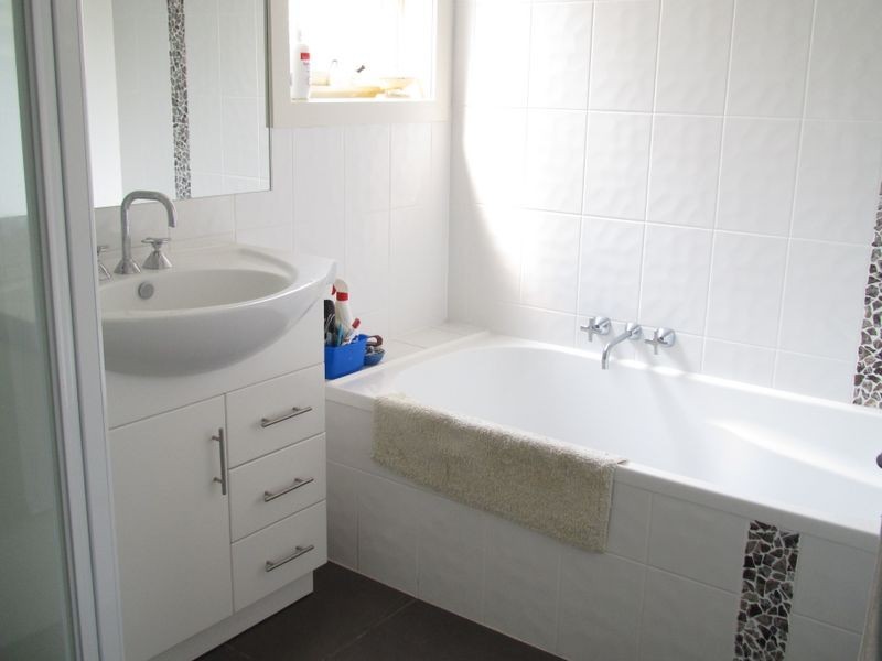 1/613 Esplanade, Lakes Entrance VIC 3909