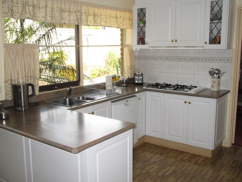 66-68 Hunters Lane, Lakes Entrance VIC 3909