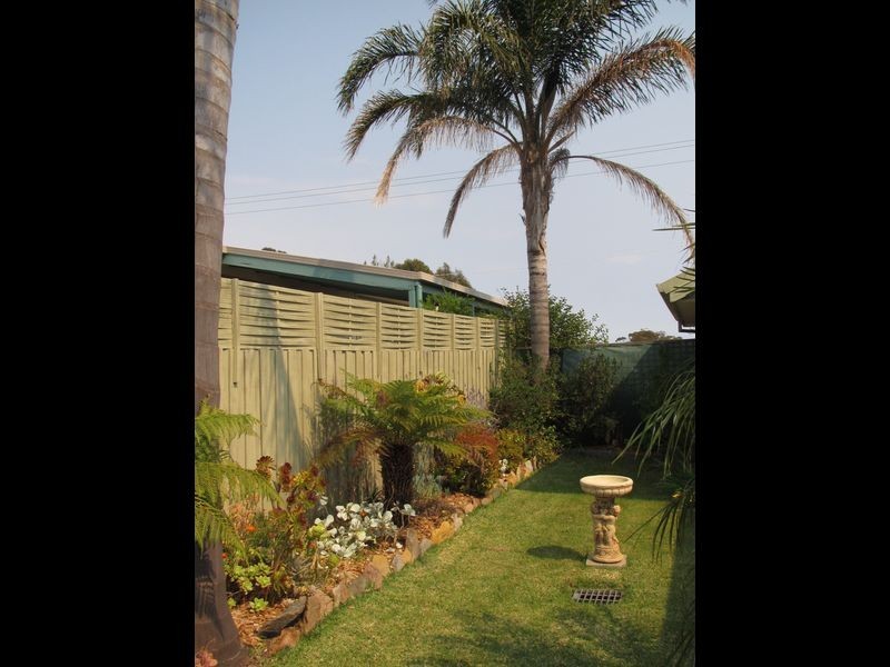 66-68 Hunters Lane, Lakes Entrance VIC 3909