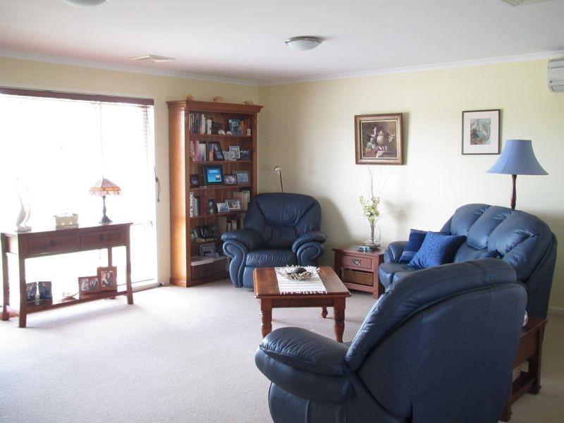 7 Hassetts Road, Lakes Entrance VIC 3909