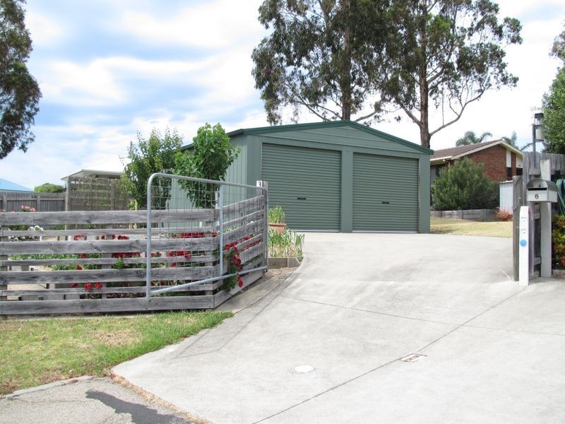 7 Hassetts Road, Lakes Entrance VIC 3909