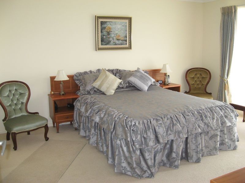 9 The Balcony, Lakes Entrance VIC 3909