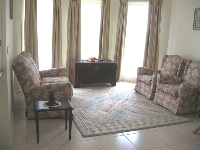9 The Balcony, Lakes Entrance VIC 3909