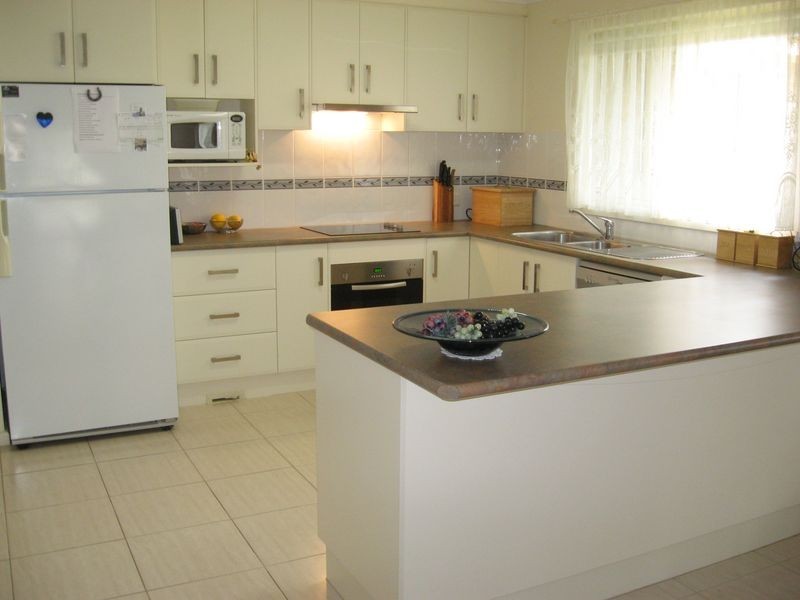 9 The Balcony, Lakes Entrance VIC 3909