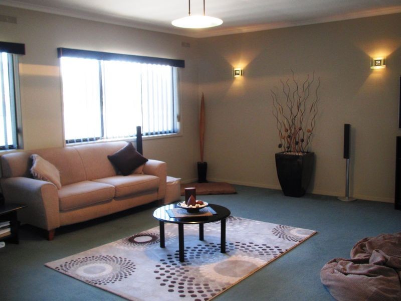 29 Outlook Drive, Lake Tyers Beach VIC 3909