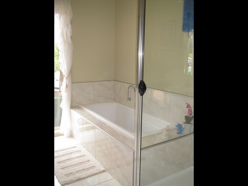 32 O’Donnell Drive, Lakes Entrance VIC 3909